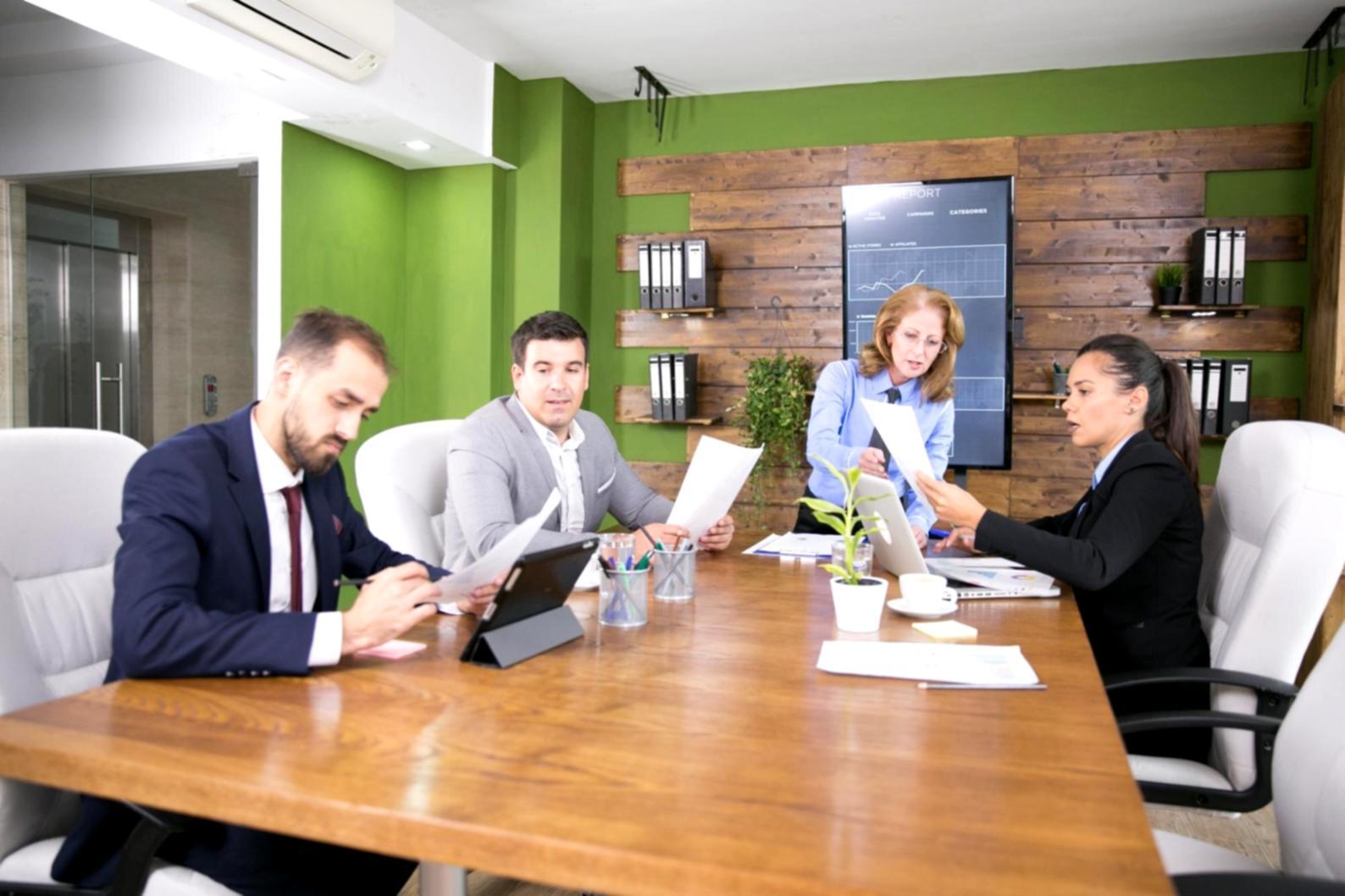 Interaktive Finanztools und Lernmaterialien